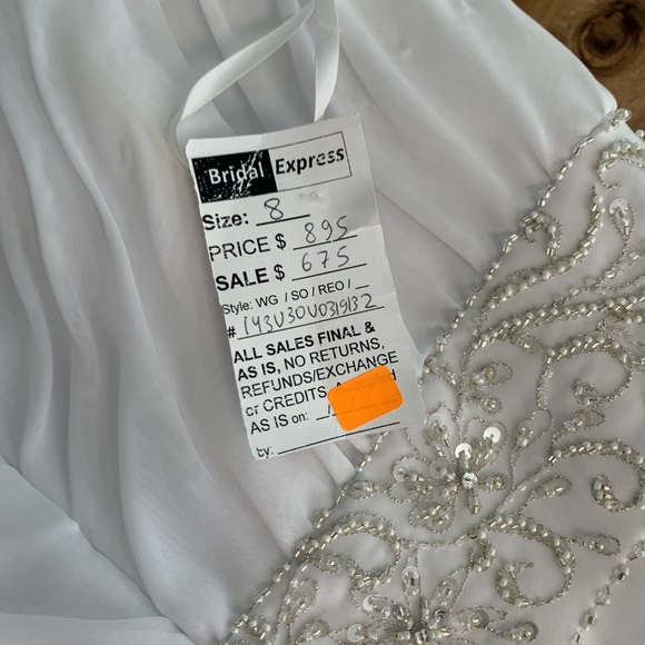 🚫SOLD🚫V-neck flowing boho White wedding gown sz 8 - Picture 9 of 9